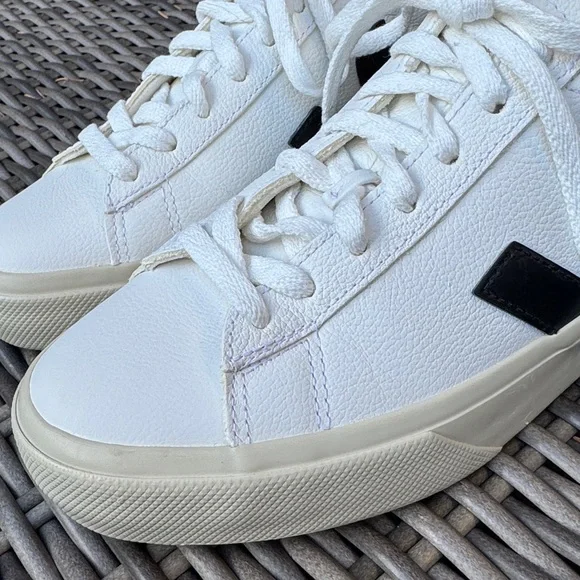 NEW Veja Chrome Free Leather Campo Sneakers-Sz 38/7-Extra White-Black Logo- - Picture 8 of 16